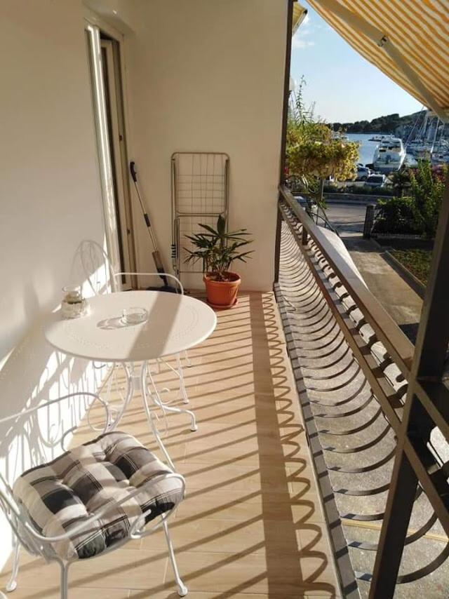 Sunny Day Apartments Tribunj  Exterior photo